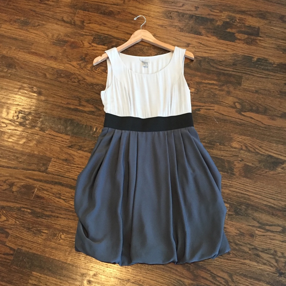 H&M knee-length color block dress